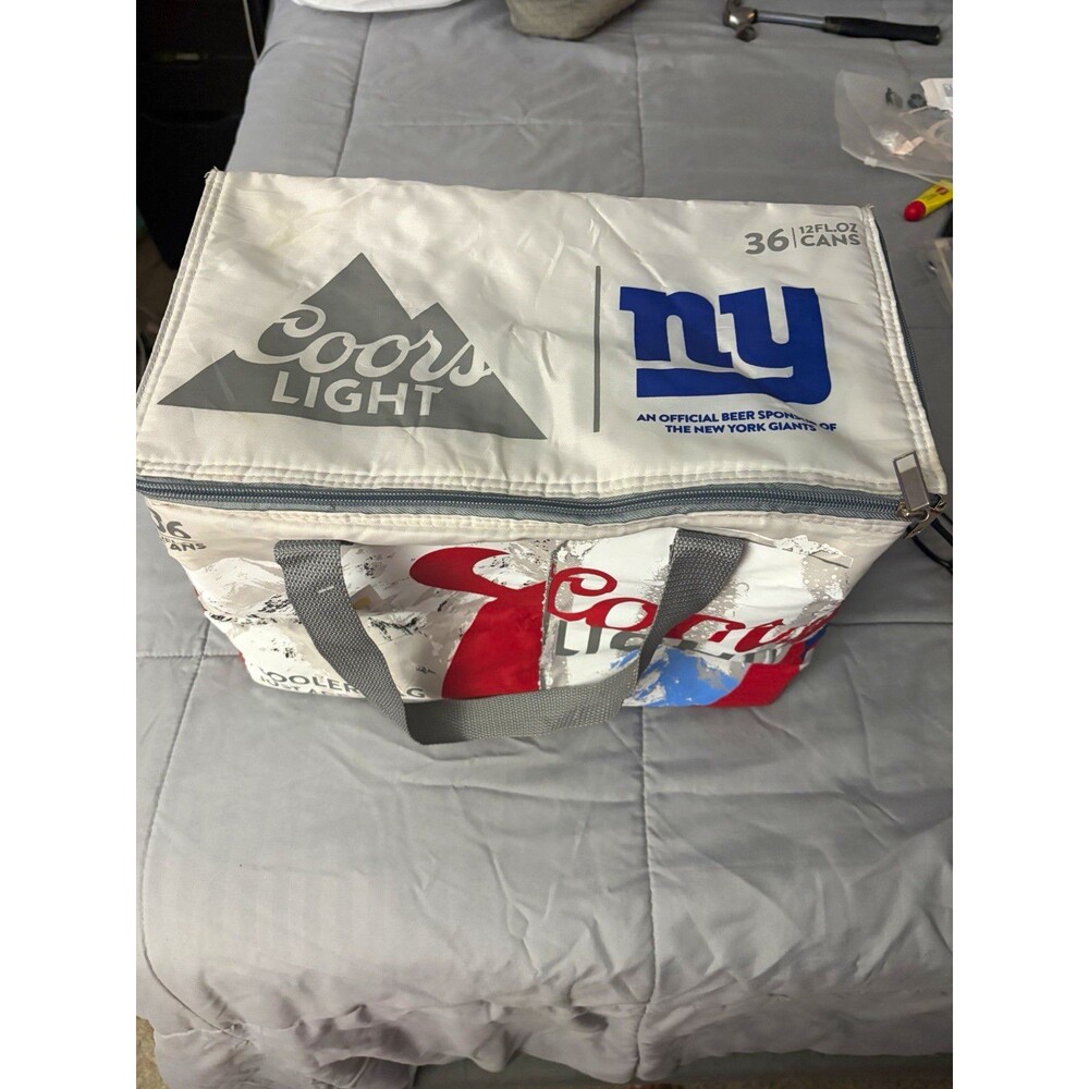 Coors Light New York Giants Cooler Bag 36 12 fl oz Cans NFL Licensed
